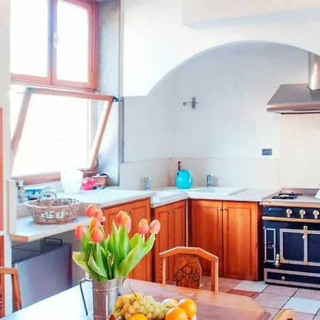 Apartment Riari Rome