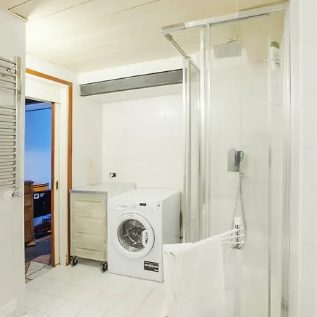 Riari Apartament *